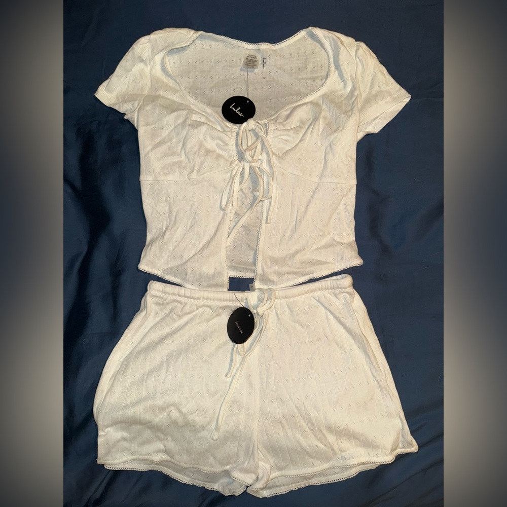 Lulu's Women White Sleepwear